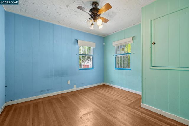 3616 Wisconsin St, Oakland, CA 94619