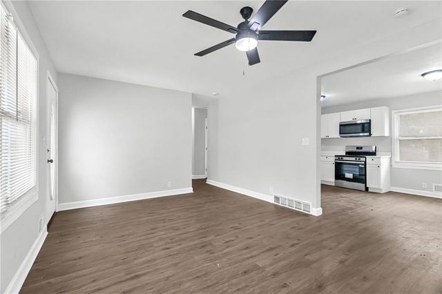702 Mulberry Street, Belton, MO 64012