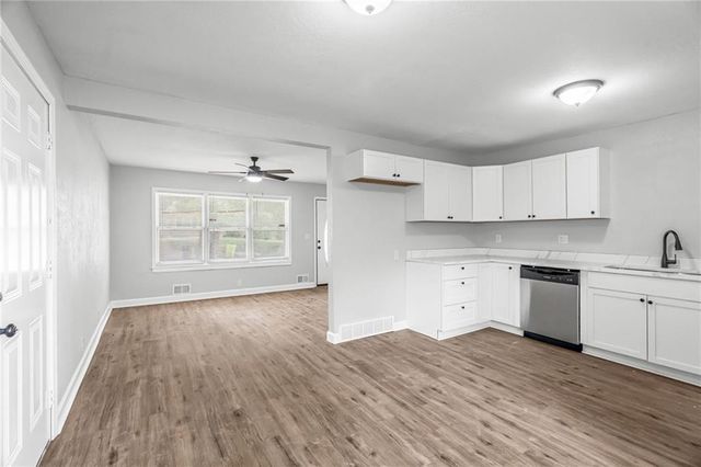 702 Mulberry Street, Belton, MO 64012
