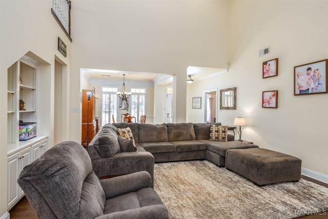 616 Maribeth Loop, Deatsville, AL 36022