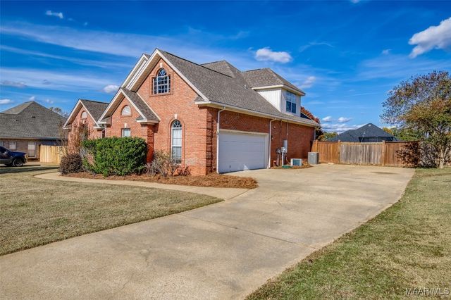 616 Maribeth Loop, Deatsville, AL 36022