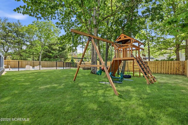 351 Grande River Boulevard, Toms River, NJ 08755