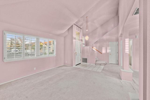 8432 Giverny Cir, Antelope, CA 95843