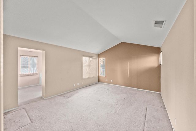 8432 Giverny Cir, Antelope, CA 95843