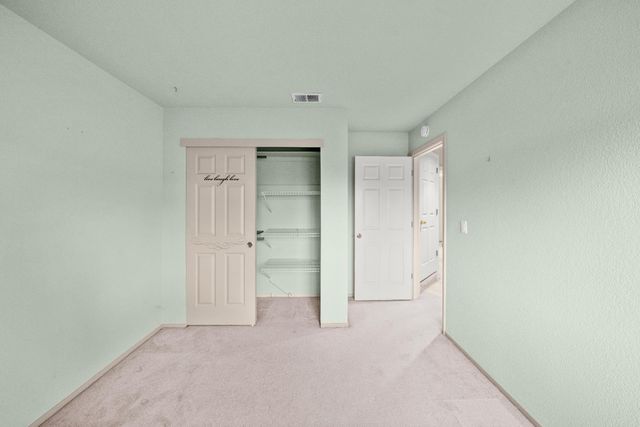 8432 Giverny Cir, Antelope, CA 95843