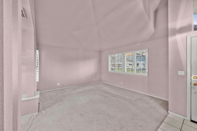 8432 Giverny Cir, Antelope, CA 95843