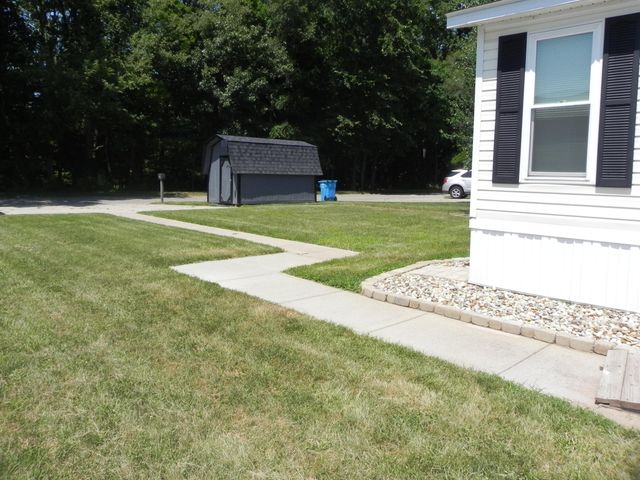 1232 Shiawassee River Road, Three Rivers, MI 49093