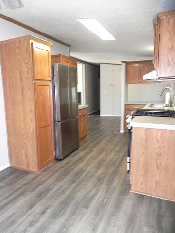 1232 Shiawassee River Road, Three Rivers, MI 49093