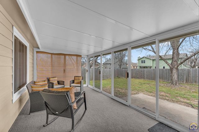 2904 Atchison Cir, Lawrence, KS 66047