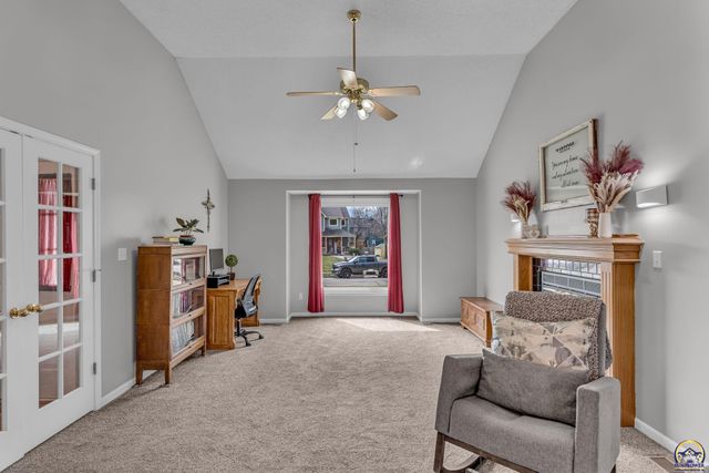 2904 Atchison Cir, Lawrence, KS 66047