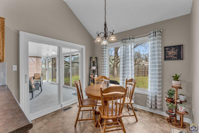 2904 Atchison Cir, Lawrence, KS 66047