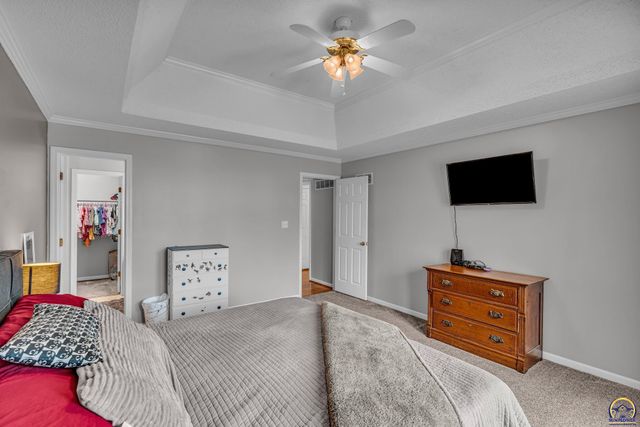 2904 Atchison Cir, Lawrence, KS 66047