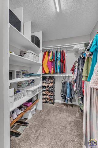 2904 Atchison Cir, Lawrence, KS 66047