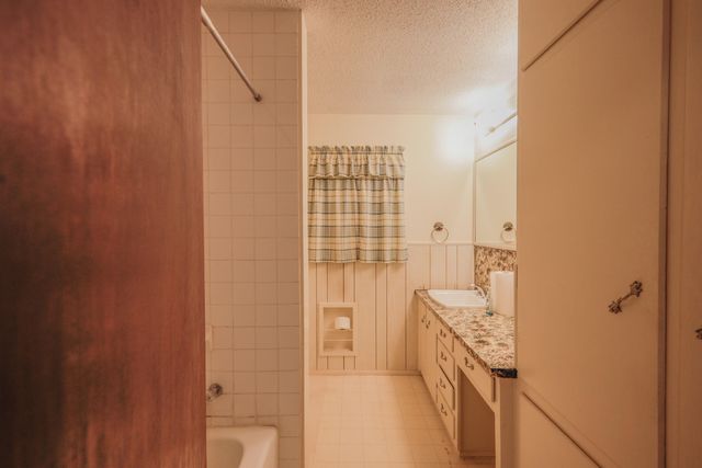 708 15th Street, Abernathy, TX 79311