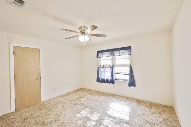 708 15th Street, Abernathy, TX 79311