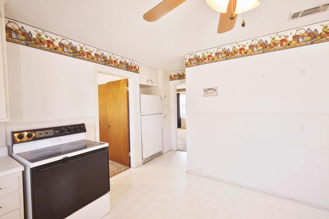 708 15th Street, Abernathy, TX 79311