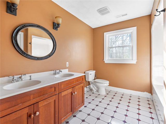44 Azalea Avenue, Exeter, RI 02822