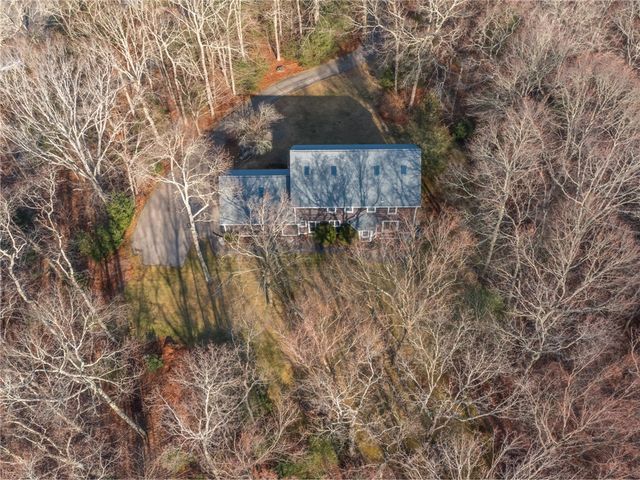 44 Azalea Avenue, Exeter, RI 02822