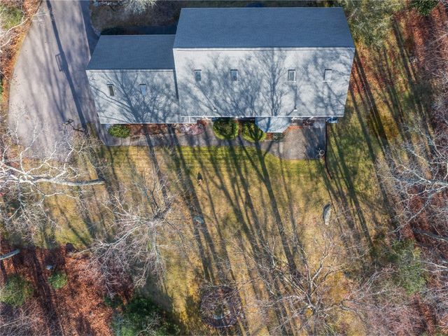 44 Azalea Avenue, Exeter, RI 02822