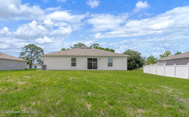 1667 Saint Street SE, Palm Bay, FL 32909