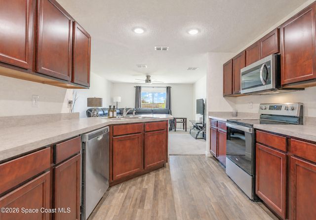 1667 Saint Street SE, Palm Bay, FL 32909