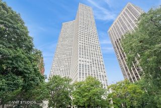 2626 N LAKEVIEW Avenue 1002, Chicago, IL 60614