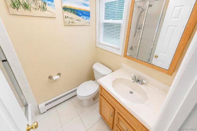 124 Bayview Drive, Oakdale, NY 11769
