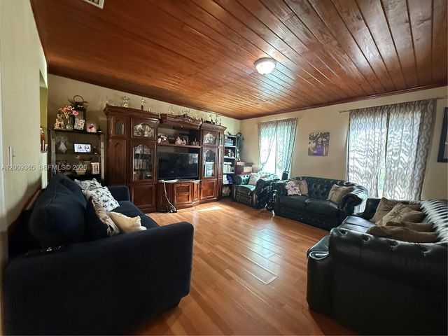 25835 SW 131st Ct, Homestead, FL 33032