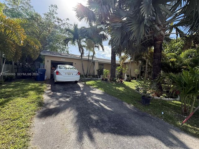 25835 SW 131st Ct, Homestead, FL 33032