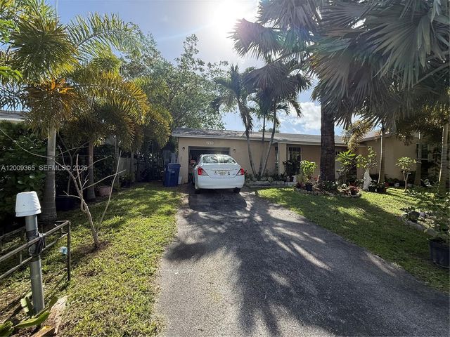25835 SW 131st Ct, Homestead, FL 33032
