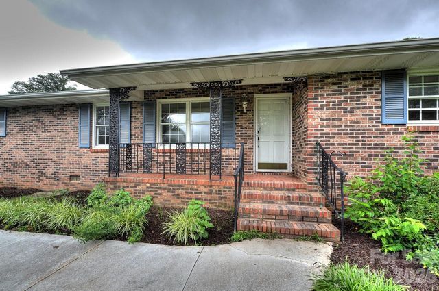 1195 Holly Springs Road, Lyman, SC 29365
