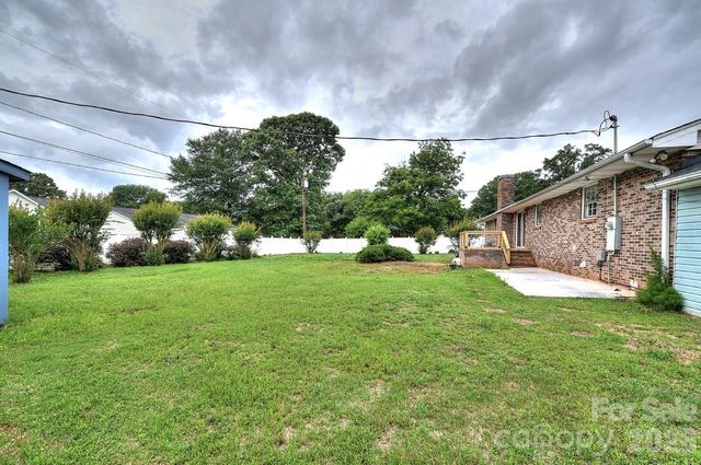 1195 Holly Springs Road, Lyman, SC 29365