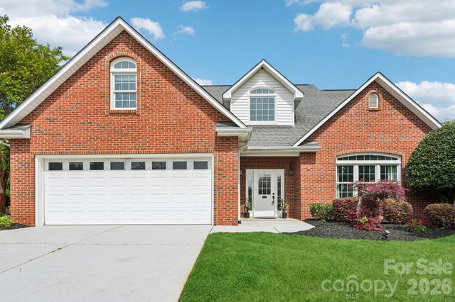 2005 Pinefield Court, Gastonia, NC 28056