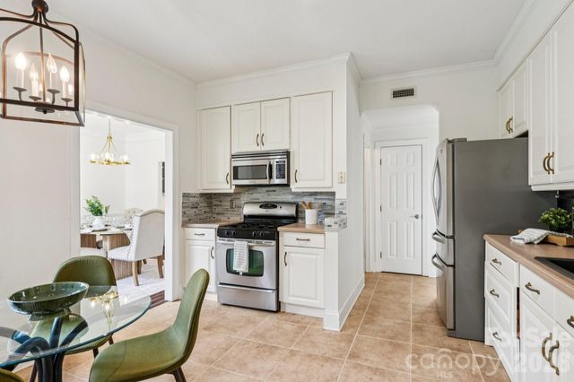 2005 Pinefield Court, Gastonia, NC 28056