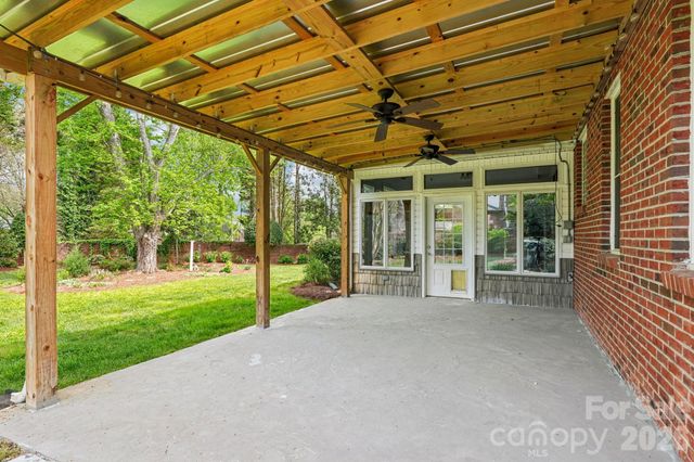 2005 Pinefield Court, Gastonia, NC 28056