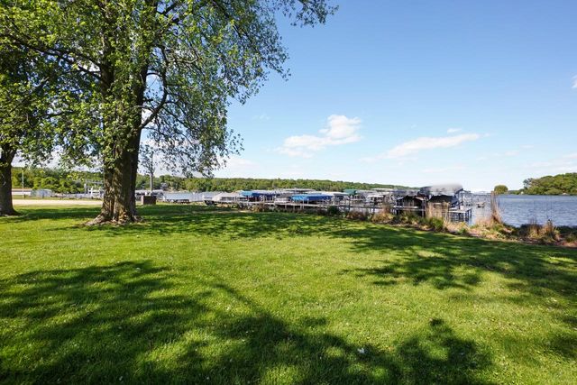 4004 Forest DRIVE, Delavan, WI 53115