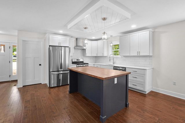 4004 Forest DRIVE, Delavan, WI 53115