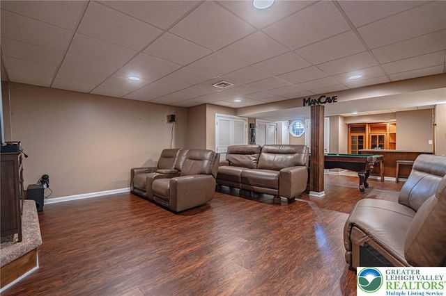 1520 Stump Road, Easton, PA 18040