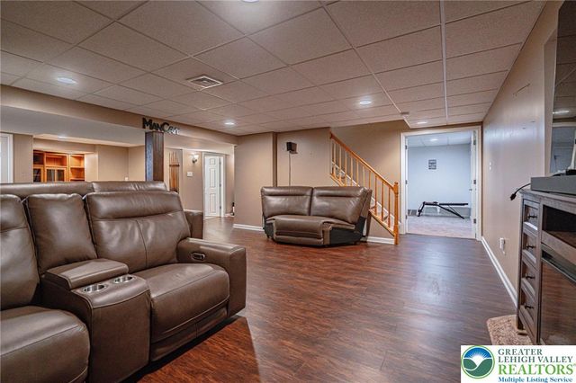 1520 Stump Road, Easton, PA 18040