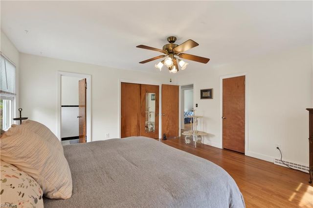 5204 Lake CIR, Portsmouth, VA 23703