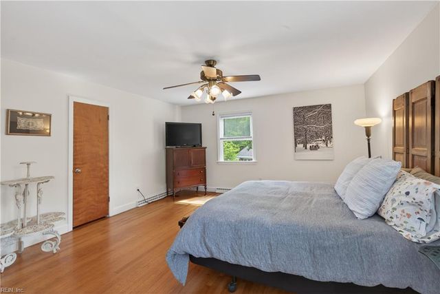 5204 Lake CIR, Portsmouth, VA 23703