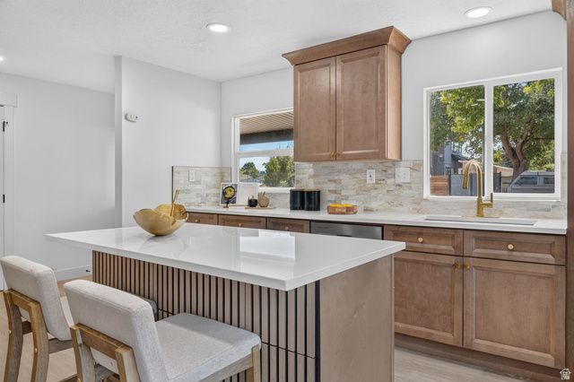 1775 E ROSECREST DR, Salt Lake City, UT 84108