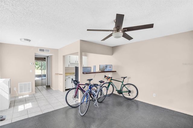 24862 US HIGHWAY 19 N 2001, Clearwater, FL 33763
