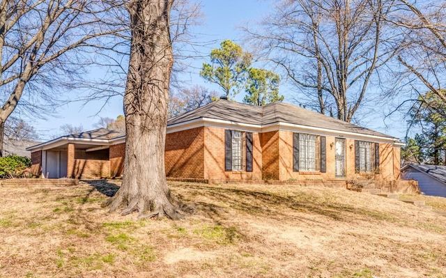 2460 WOODVALE DR, Memphis, TN 38127