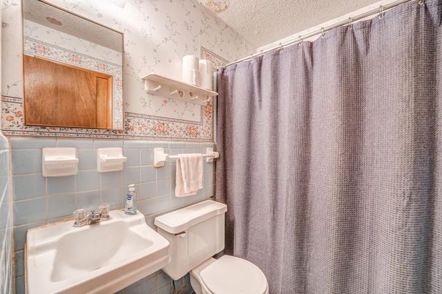 2460 WOODVALE DR, Memphis, TN 38127