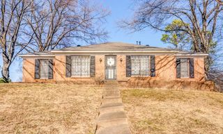 2460 WOODVALE DR, Memphis, TN 38127