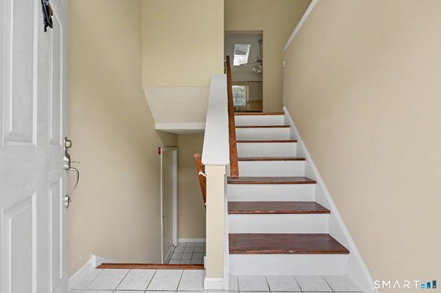 35 Bruce Drive, Shelton, CT 06484