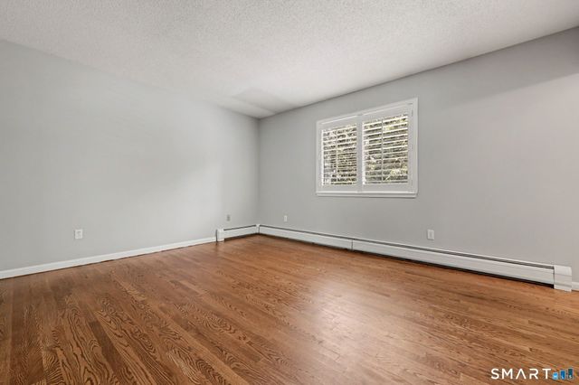 35 Bruce Drive, Shelton, CT 06484