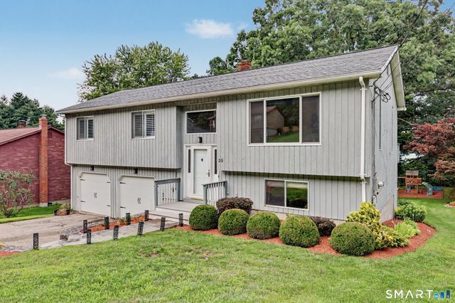 35 Bruce Drive, Shelton, CT 06484