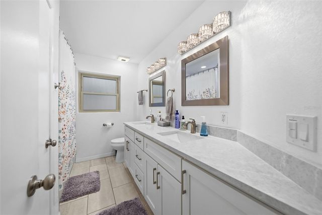 1403 GARDEN AVENUE, Tarpon Springs, FL 34689